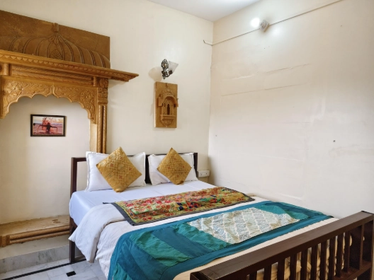 Budget Double Room interior